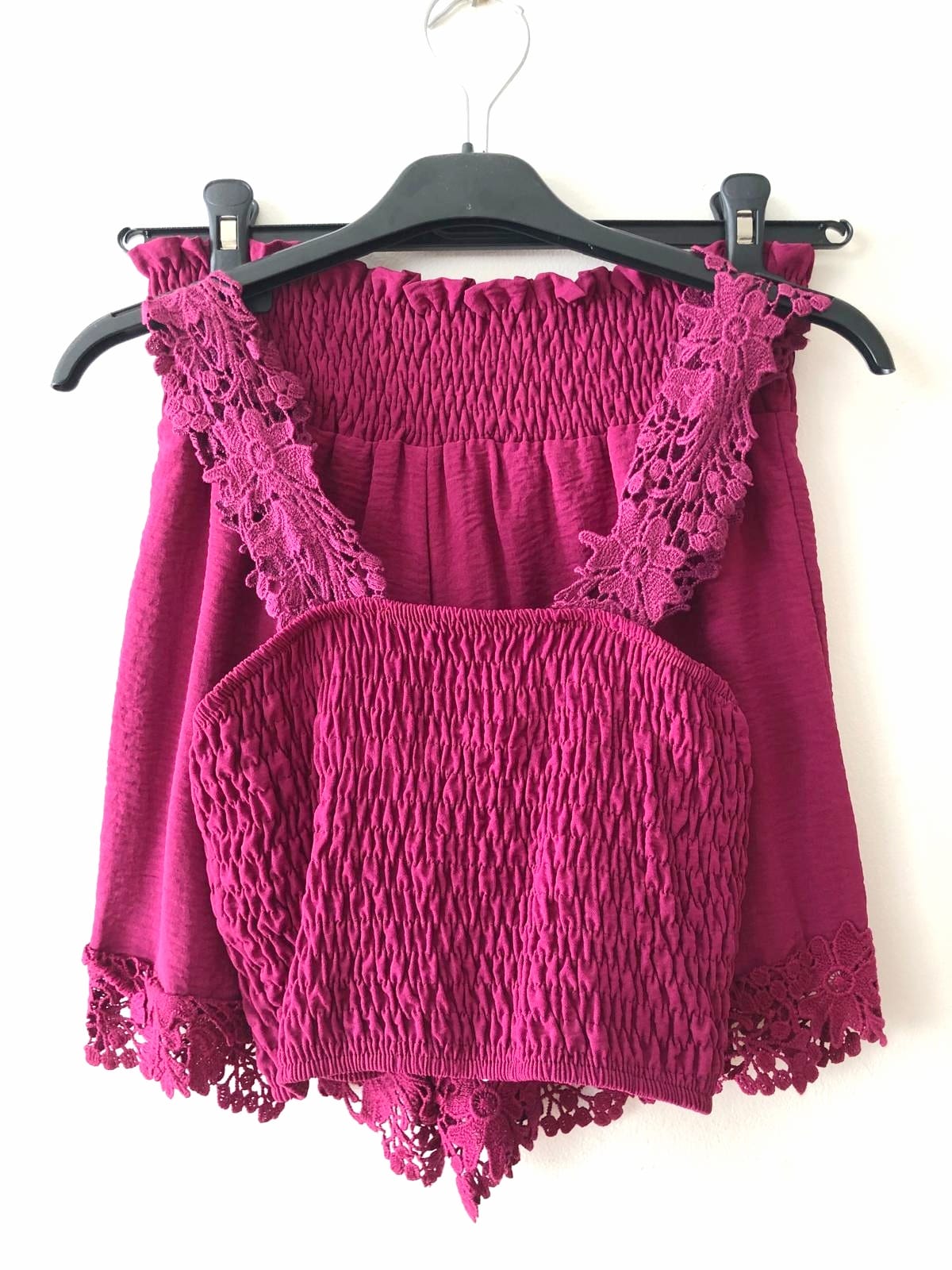 COMPLETO TOP+SHORTS CON RICAMI