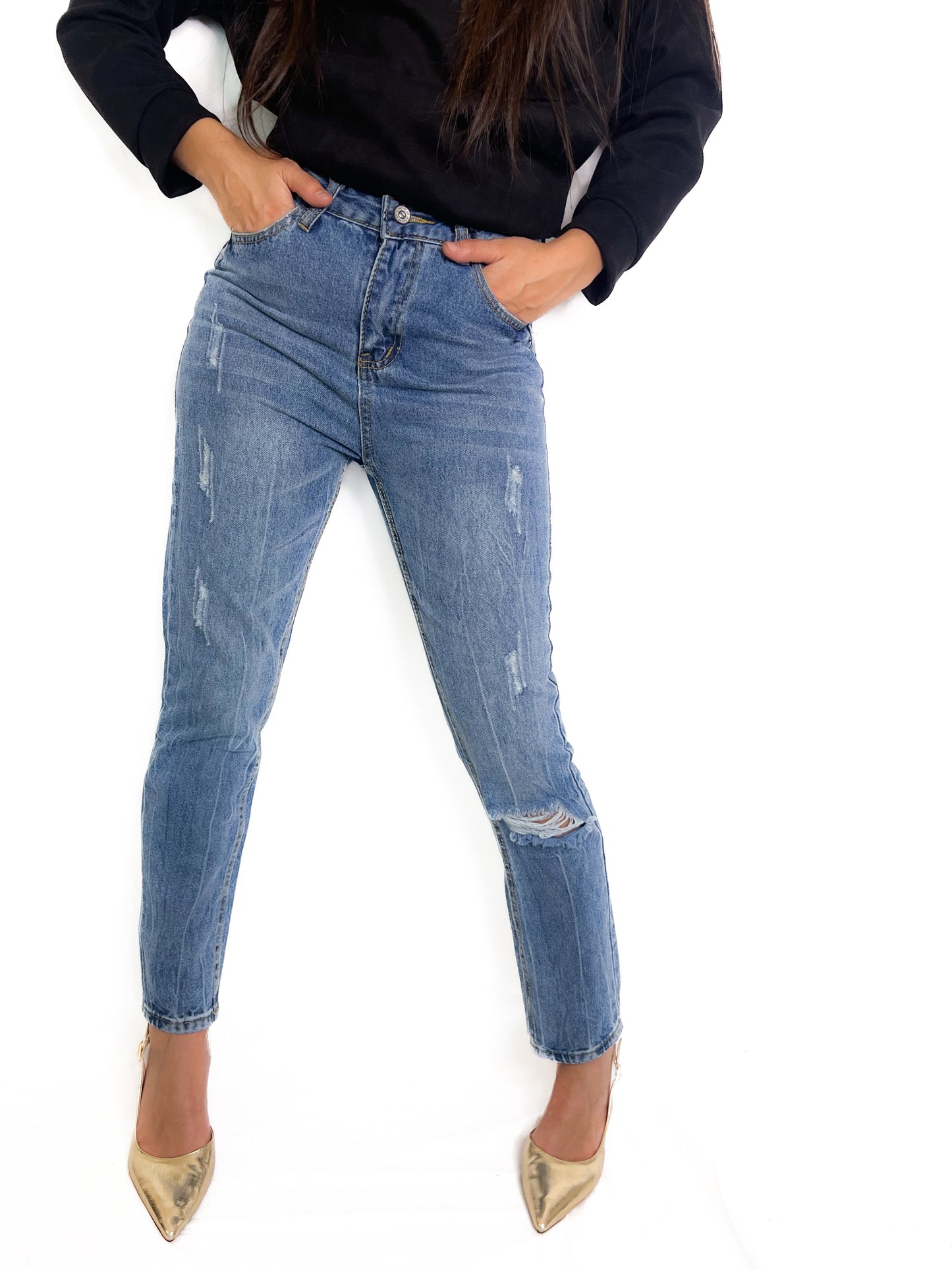 Jeans chiaro stretto donna sadamoda.