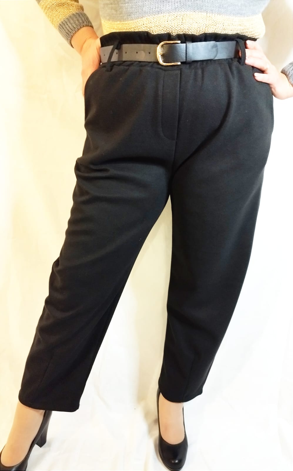 Pantalone over size nero sadamoda abbigliamento.