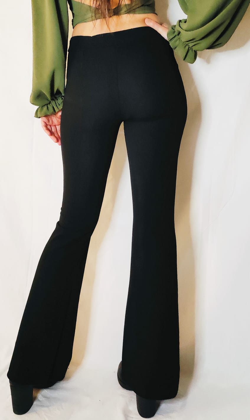 Pantalone zampa donna aderente sadamoda